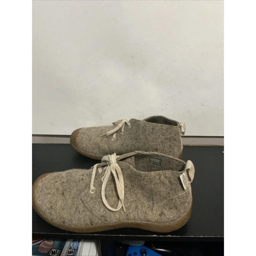KEEN Mens Mosey Chukka Ankle Boot Taupe Felt Birch 10.5 1026806 Missing Insole
